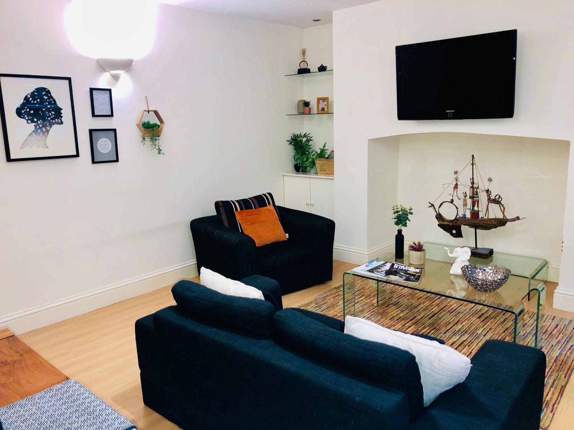 Contemporary Large Apartment In An Ideal Location Bath Buitenkant foto